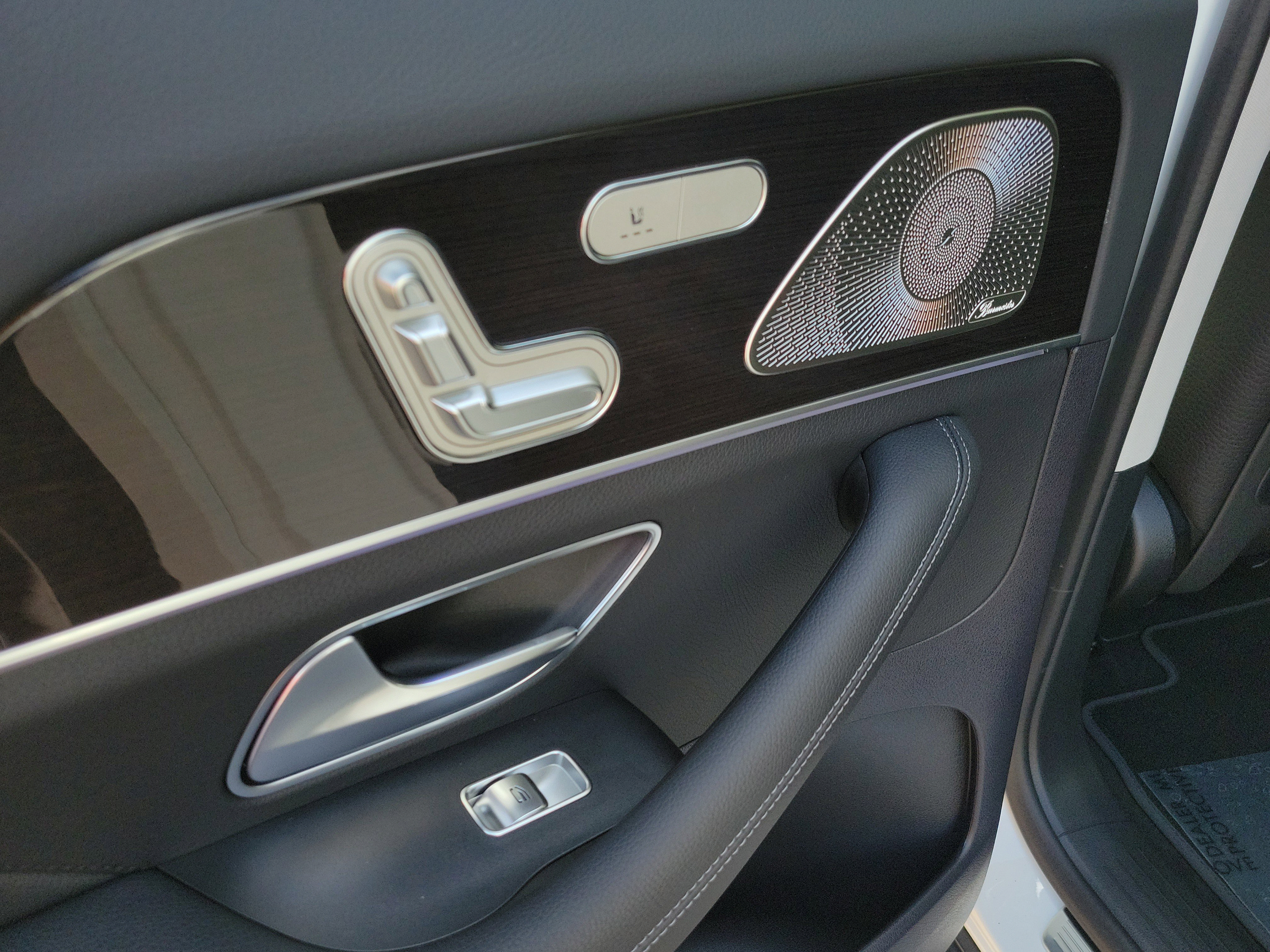 New 2026 Mercedes-Benz GLS 450 4MATIC image 8
