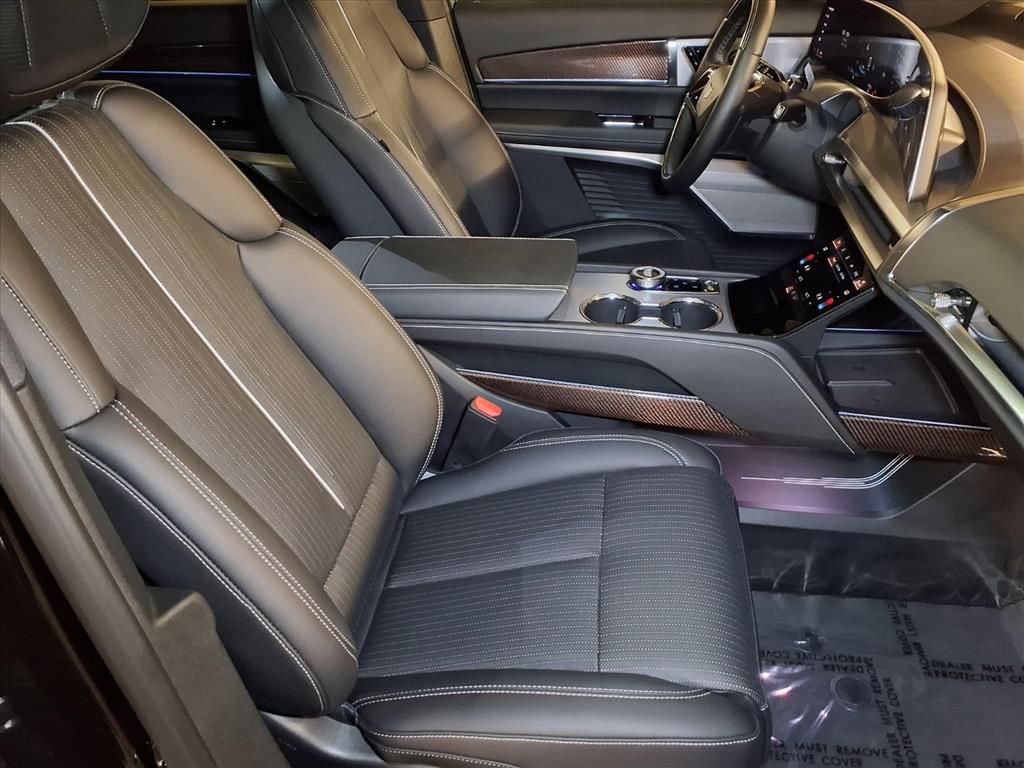 Used 2026 Cadillac Vistiq Sport image 23