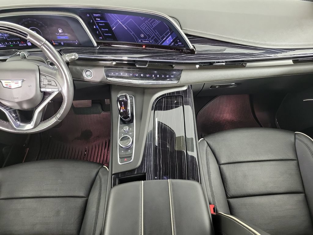 Used 2022 Cadillac Escalade Sport w/ Touring Package AWD/4WD image 16