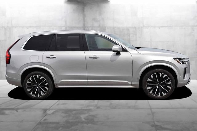 Used 2025 Volvo XC90 B6 Plus AWD/4WD image 5