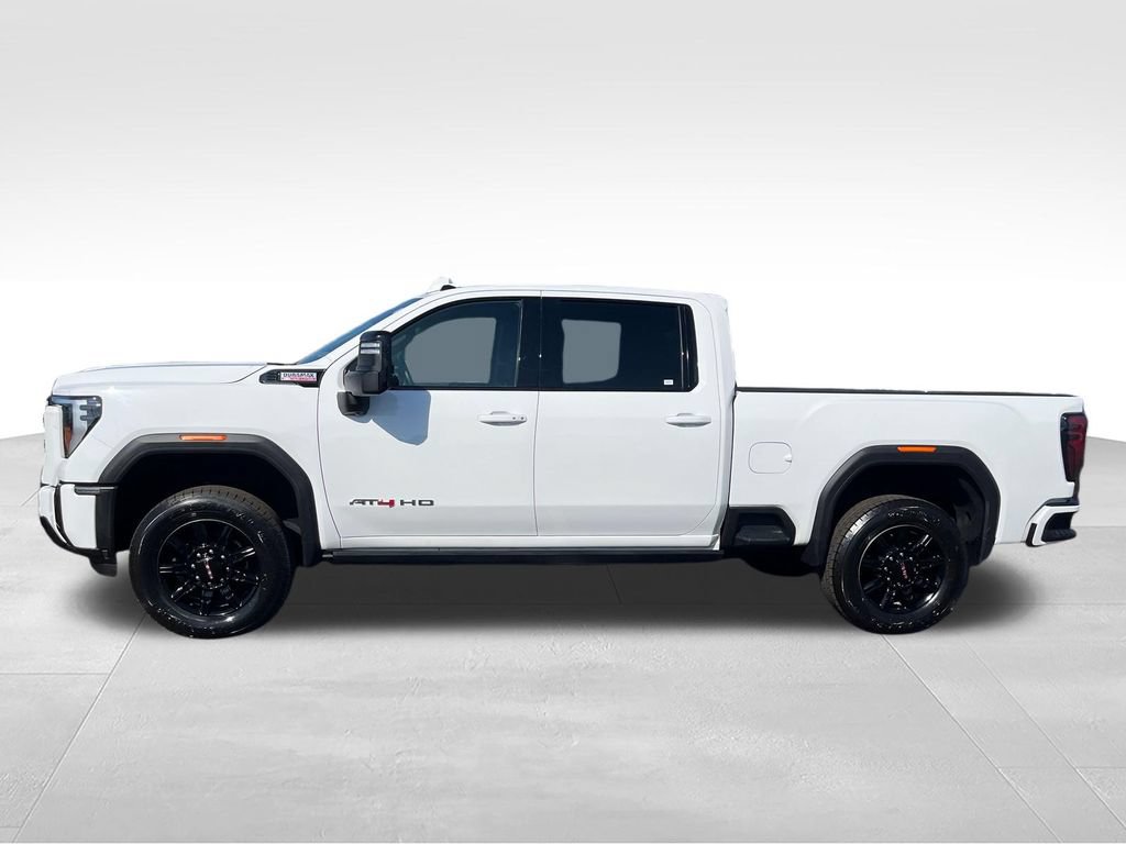 Used 2025 GMC Sierra 2500 AT4 w/ AT4 Premium Plus Package AWD/4WD image 2