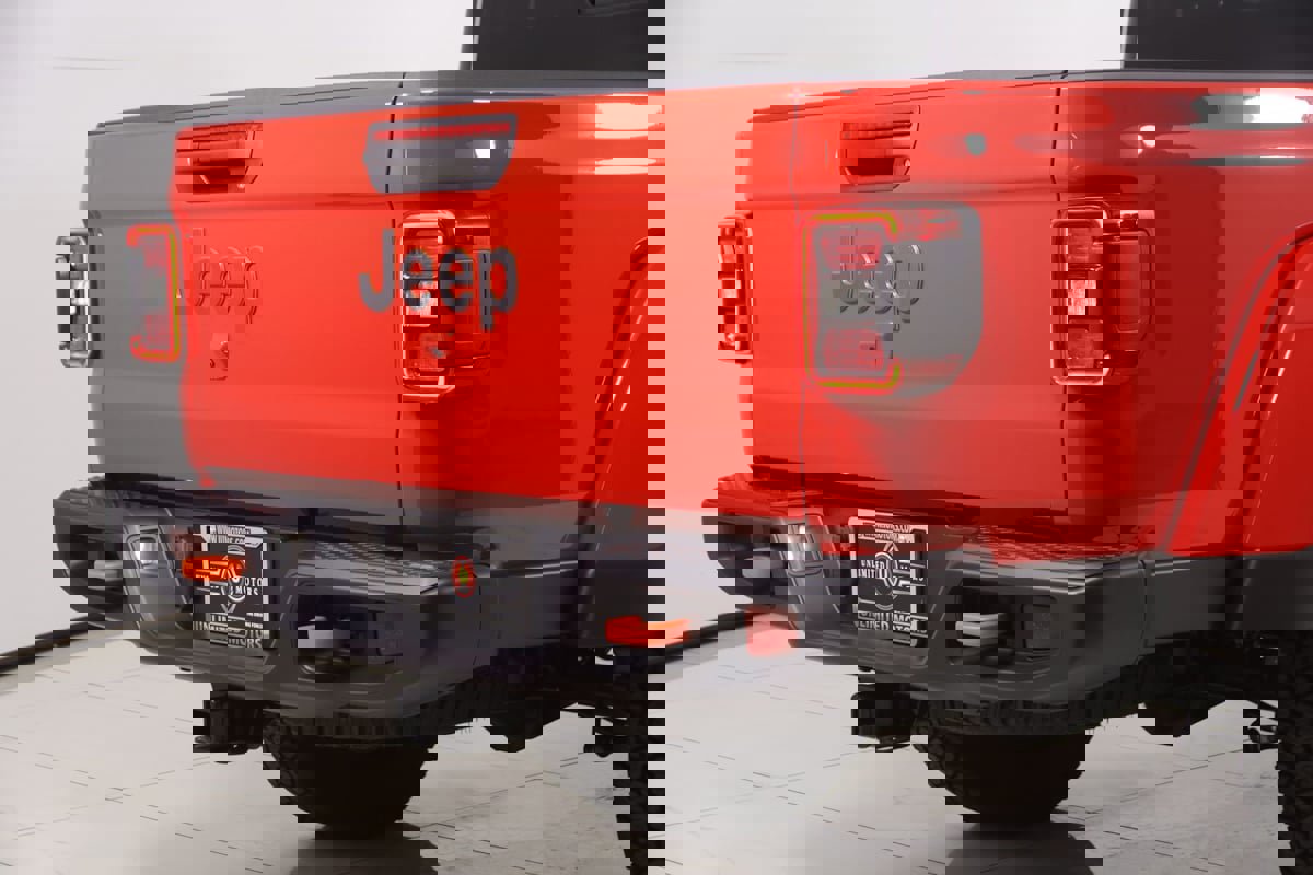 Used 2025 Jeep Gladiator Mojave image 42