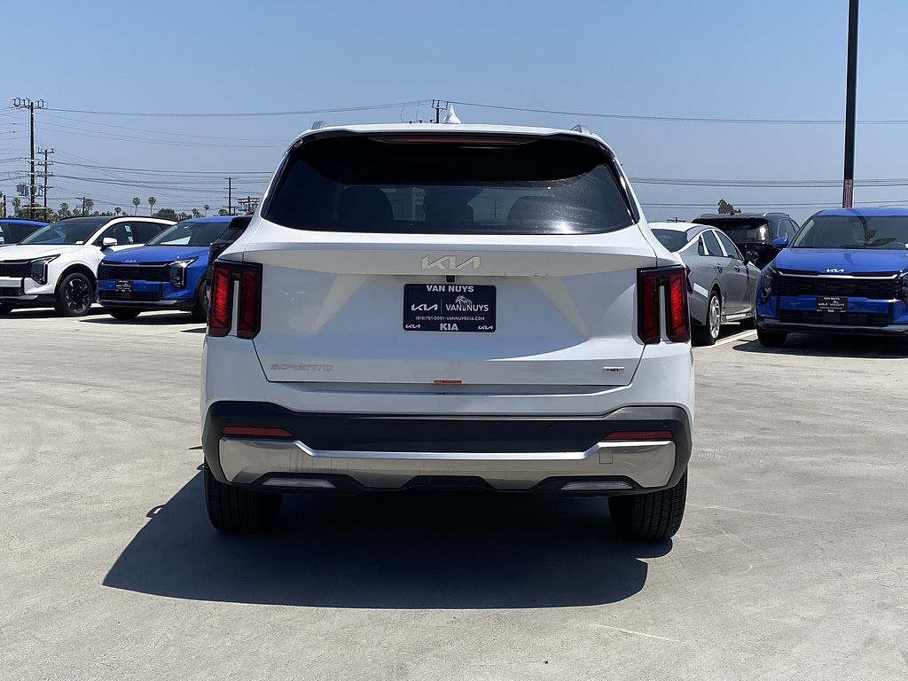 New 2026 Kia Sorento EX FWD image 5