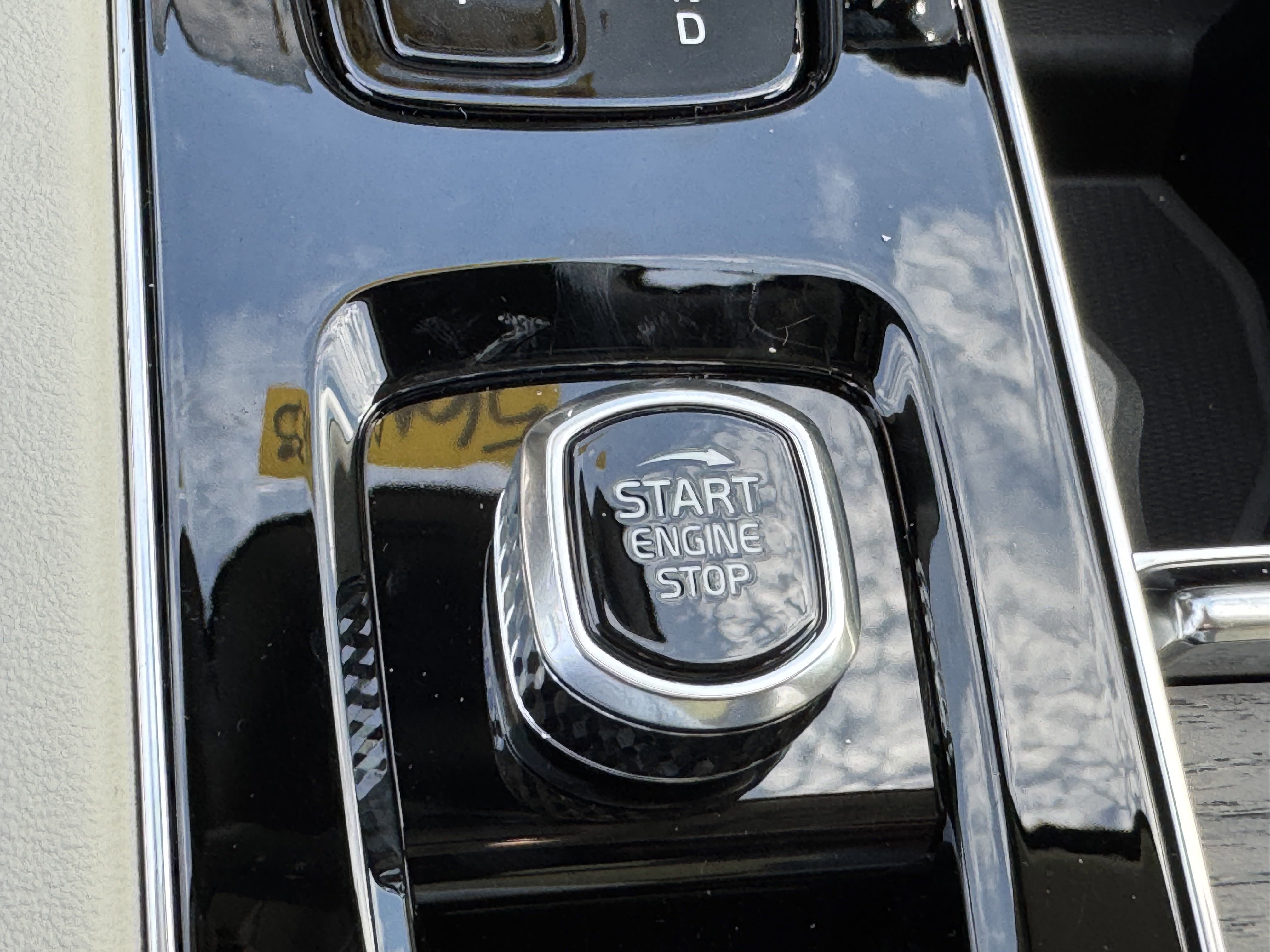 New 2026 Volvo XC90 B5 Ultra image 24