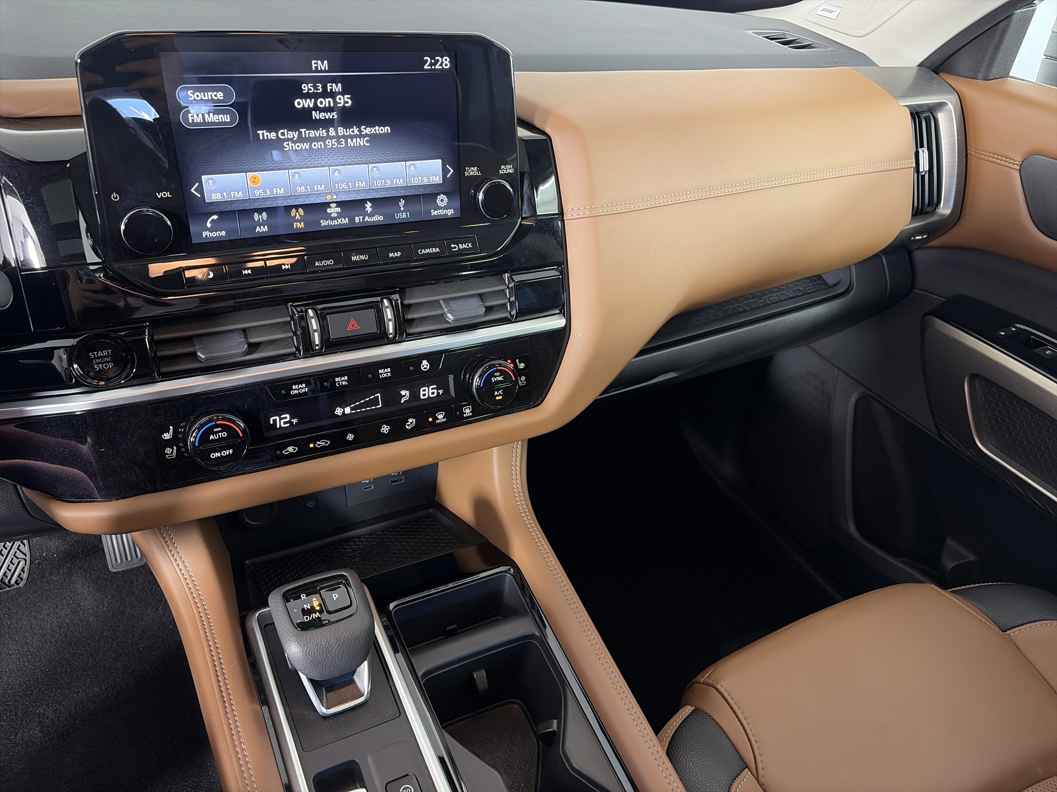 Certified 2025 Nissan Pathfinder Platinum w/ Cargo Package image 4