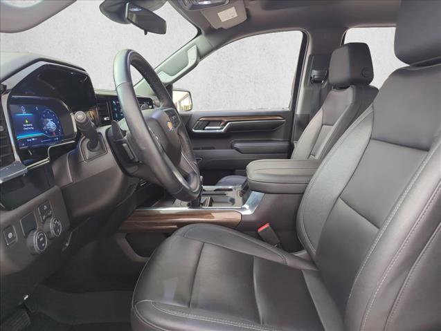 Used 2024 Chevrolet Silverado 1500 LT w/ Leather Package image 13