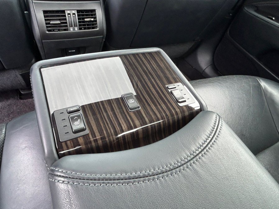 Used 2015 Lexus LS 460 AWD w/ Comfort Package image 14