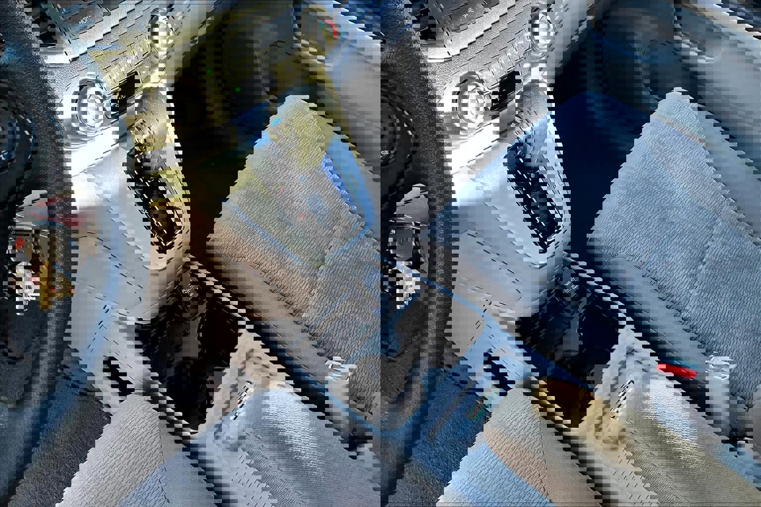 Used 2014 Honda CR-V LX image 16