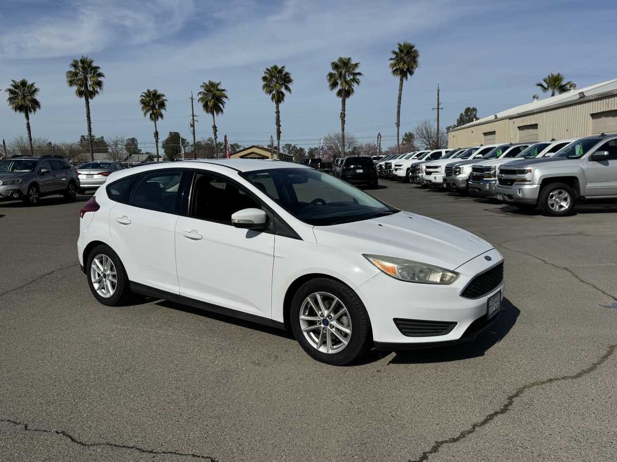 Used 2016 Ford Focus SE FWD image 12