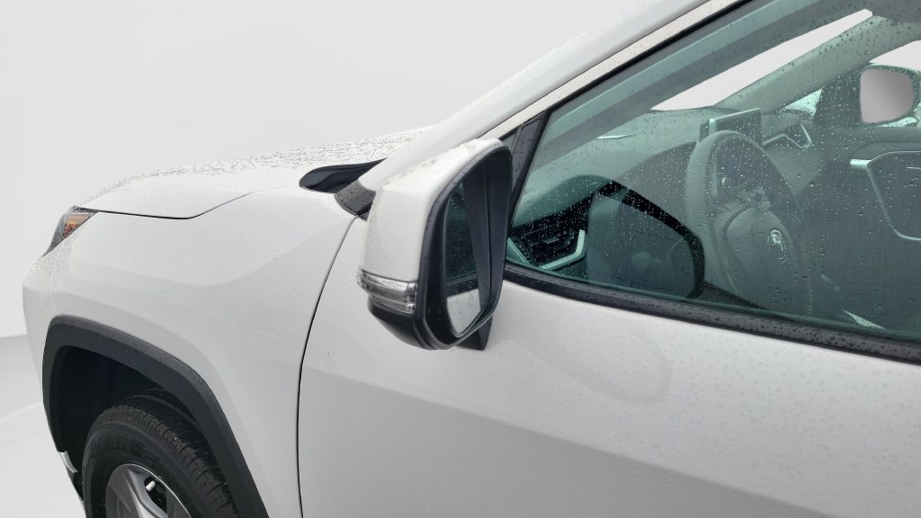 Used 2023 Toyota RAV4 XLE FWD image 25