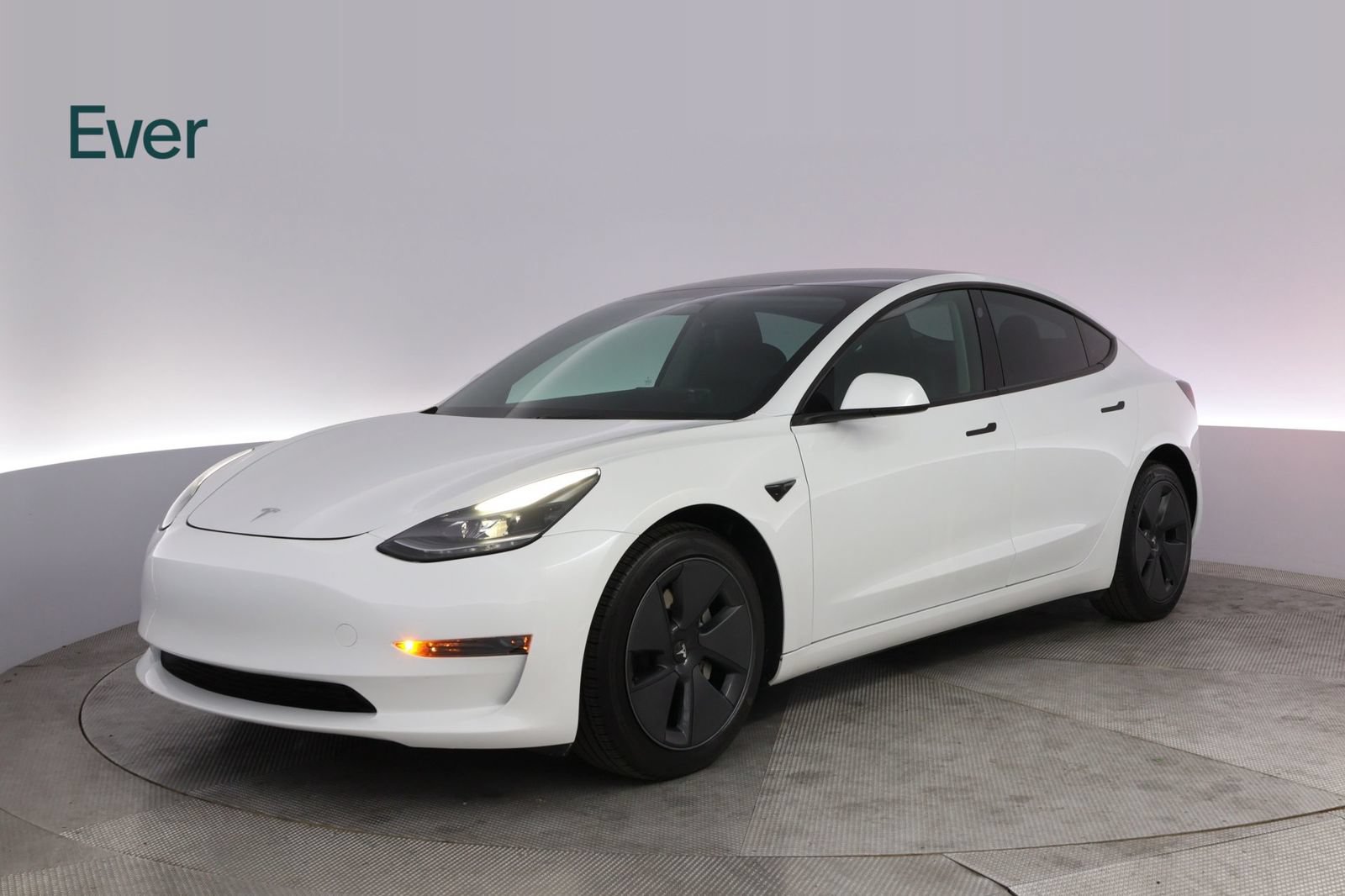 Used 2023 Tesla Model 3 Standard Range RWD image 2