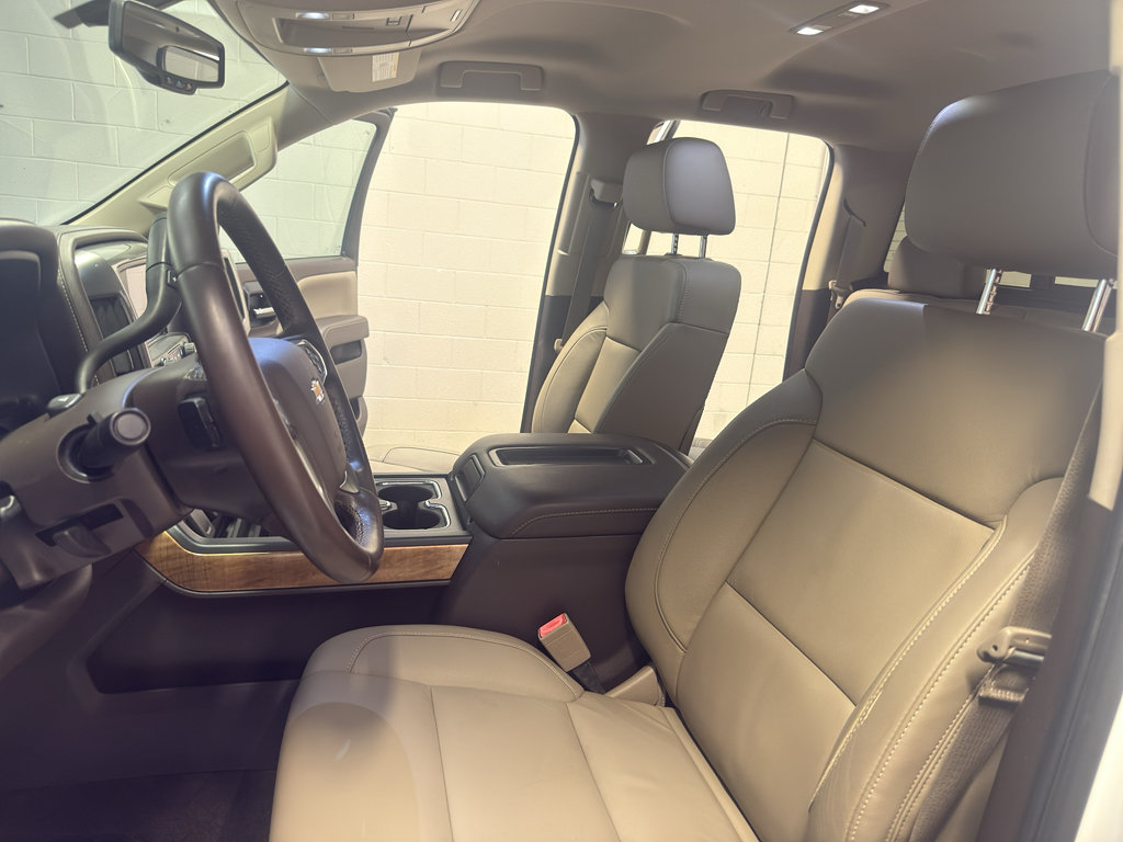 Used 2015 Chevrolet Silverado 1500 LTZ AWD/4WD image 16