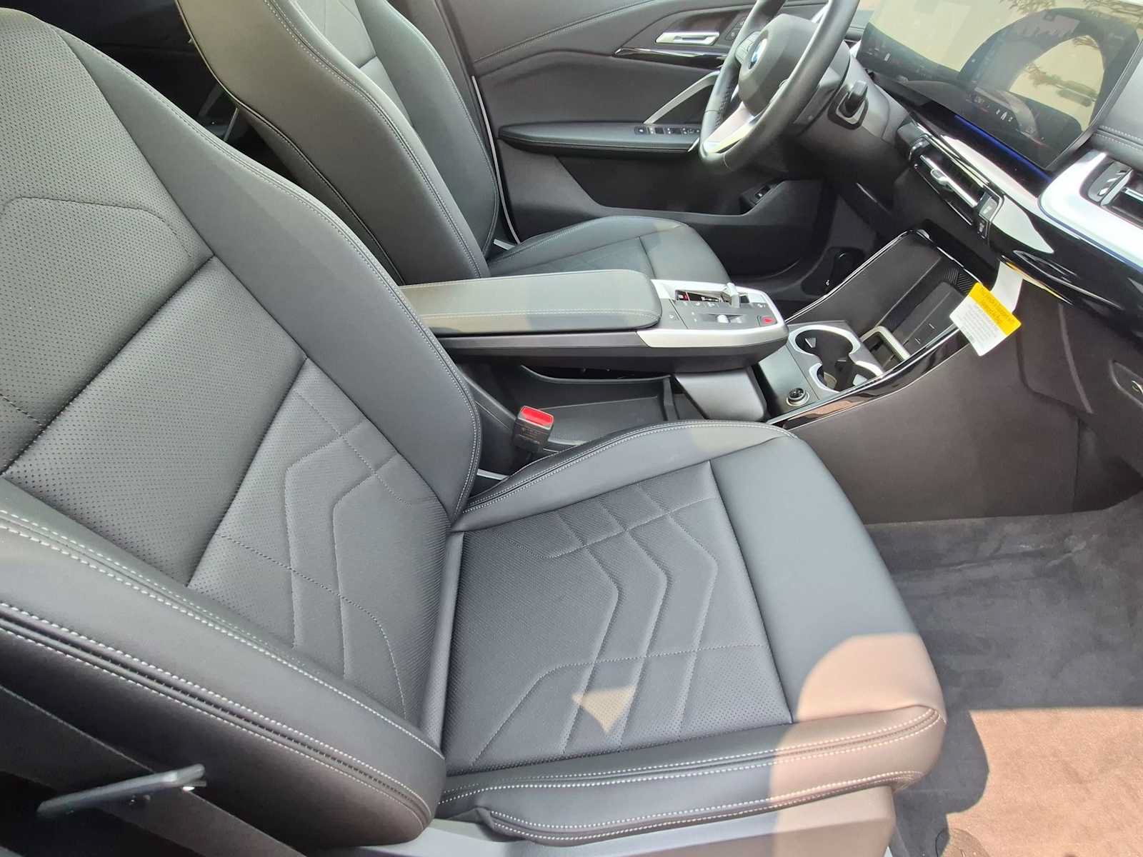 New 2026 BMW X1 xDrive28i AWD/4WD image 23