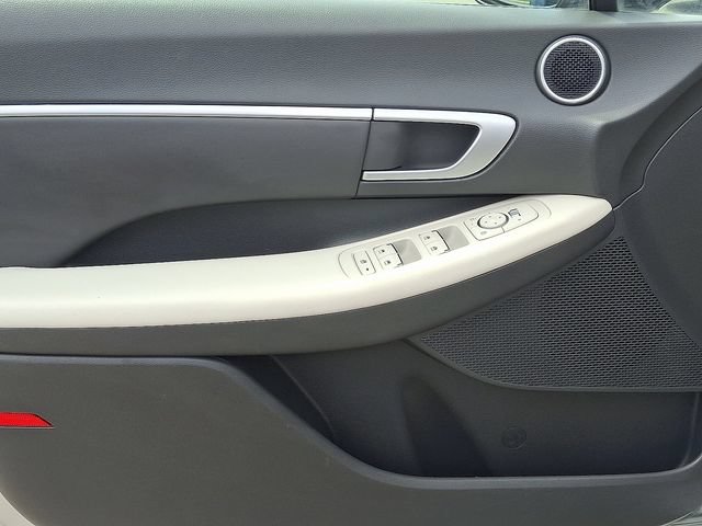 Used 2025 Hyundai Sonata SEL FWD image 12