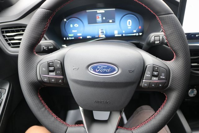 New 2025 Ford Escape ST-Line Elite w/ Tech Pack #2 image 28
