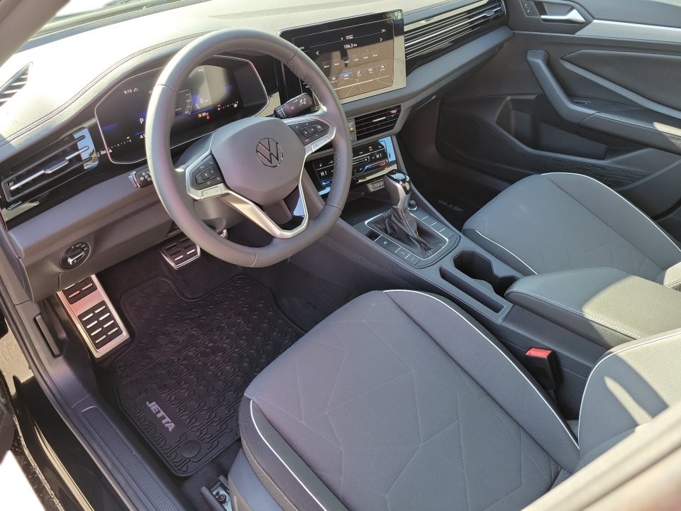 Certified 2026 Volkswagen Jetta Sport FWD image 30