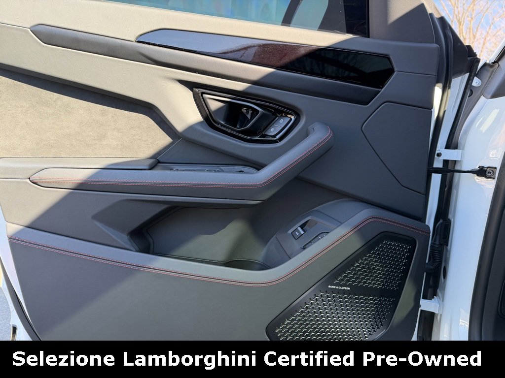 Used 2024 Lamborghini Urus S image 24