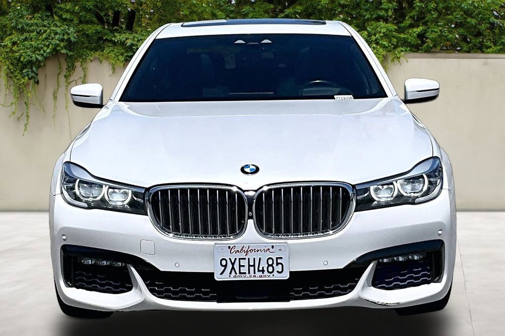 Used 2017 BMW 740e xDrive AWD/4WD image 2