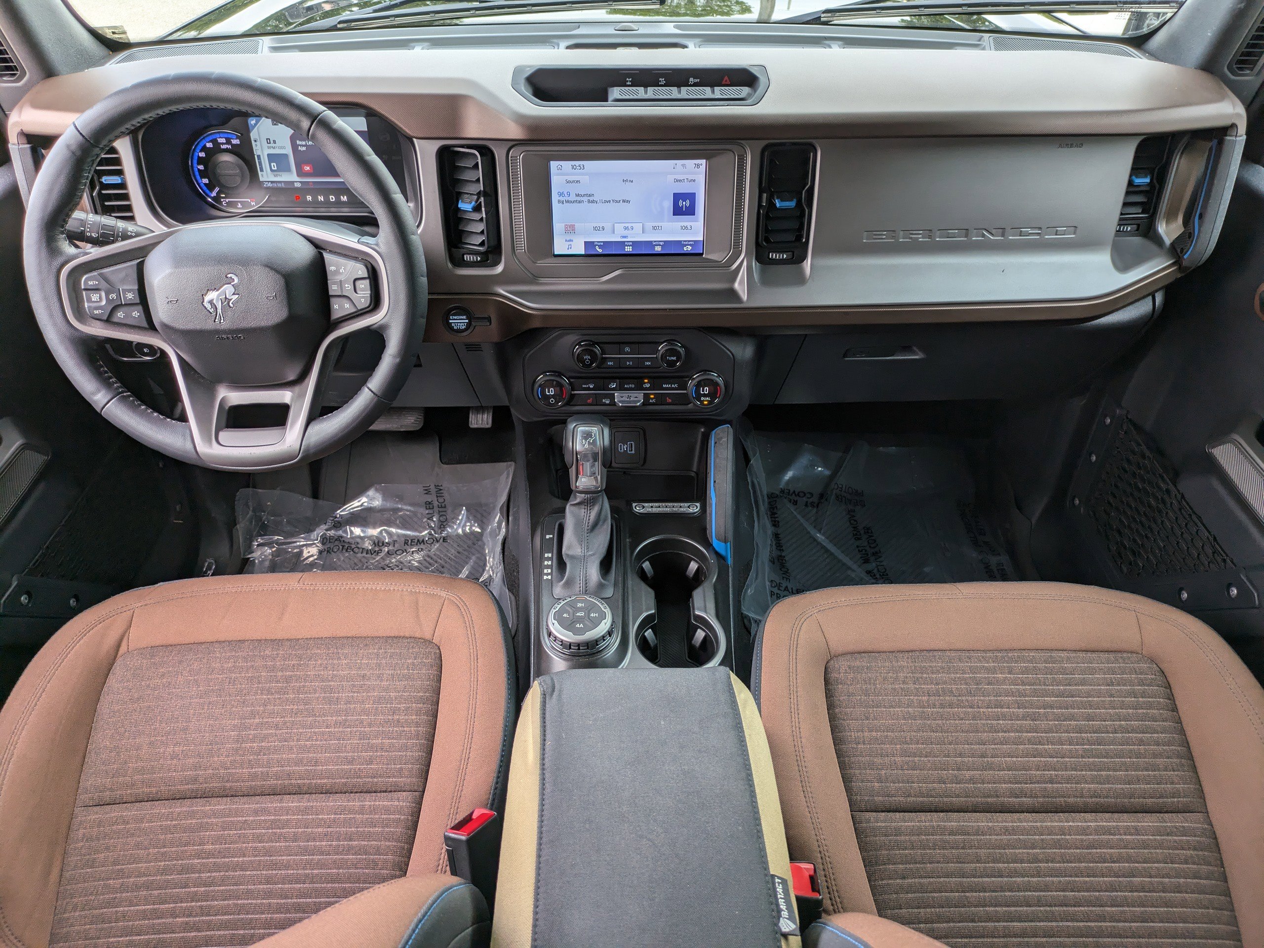 Used 2023 Ford Bronco Outer Banks image 16