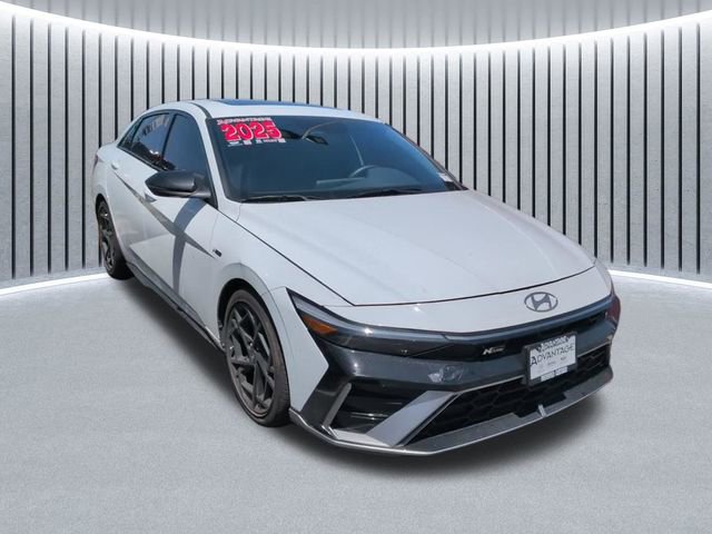 Used 2025 Hyundai Elantra N Line FWD image 3
