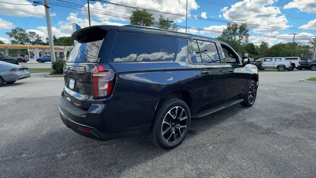 Certified 2023 Chevrolet Suburban RST w/ Luxury Package AWD/4WD image 8