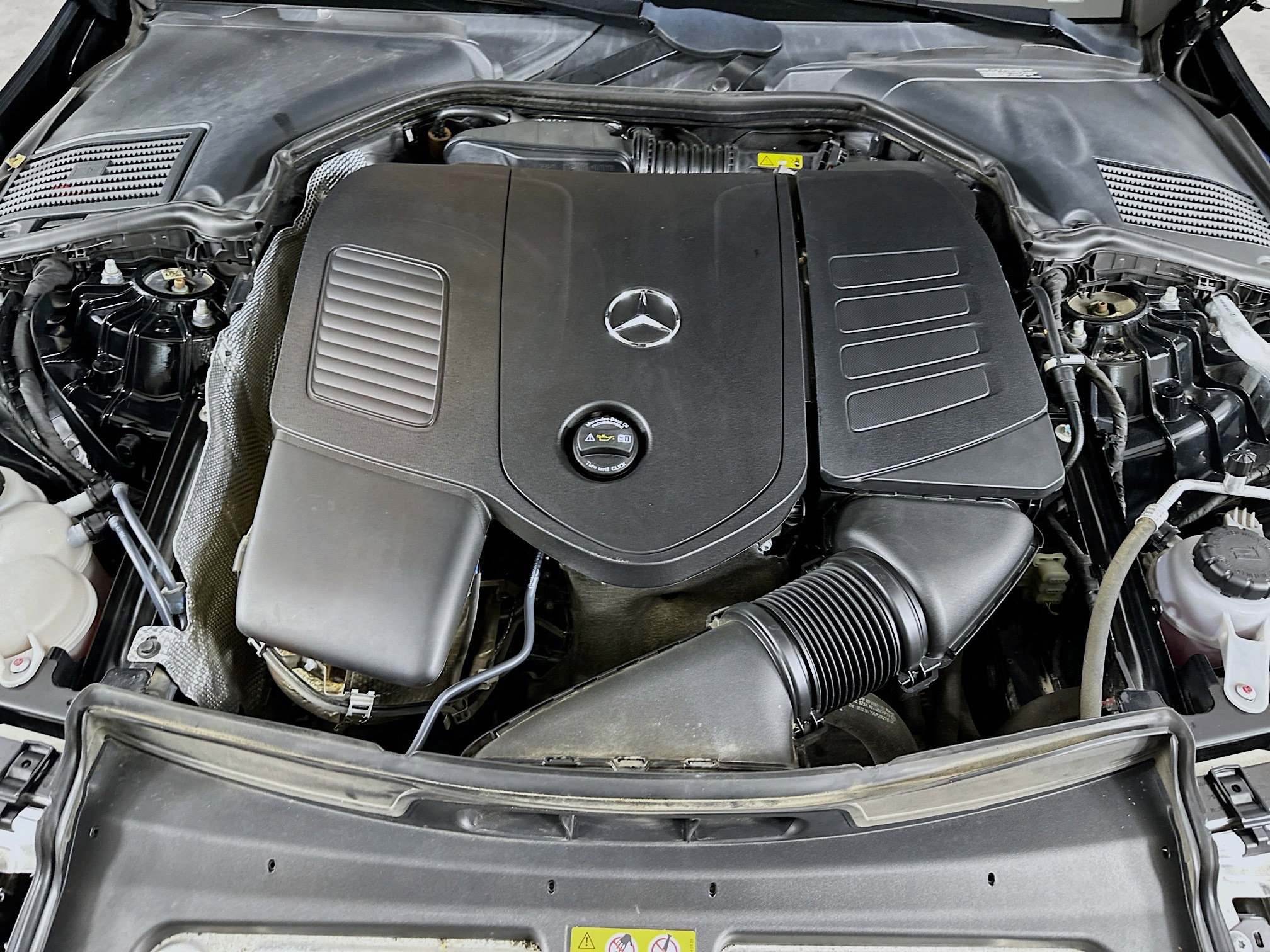 Certified 2022 Mercedes-Benz C 300 4MATIC Sedan image 39