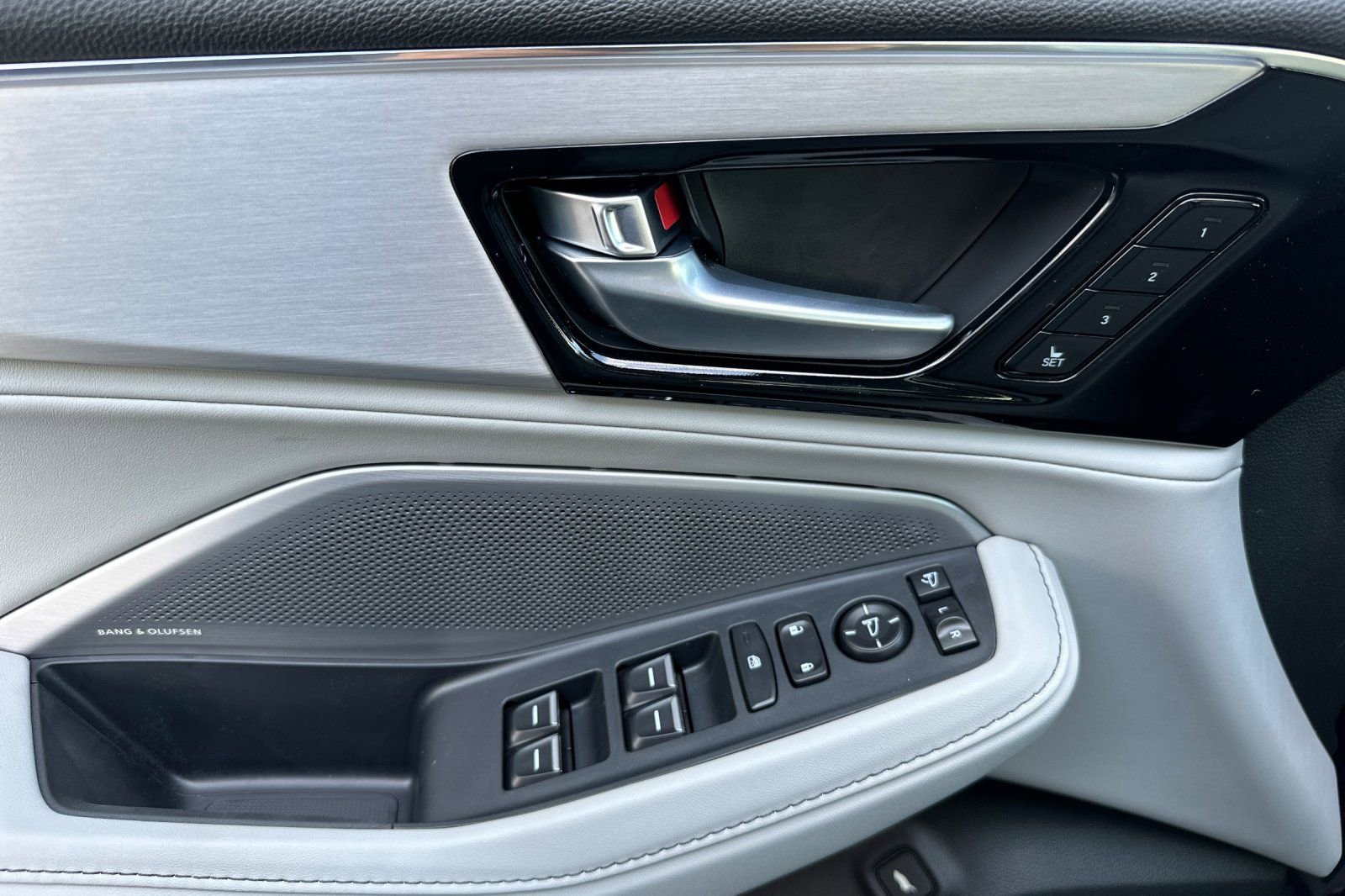 New 2026 Acura MDX w/ Technology Package image 9