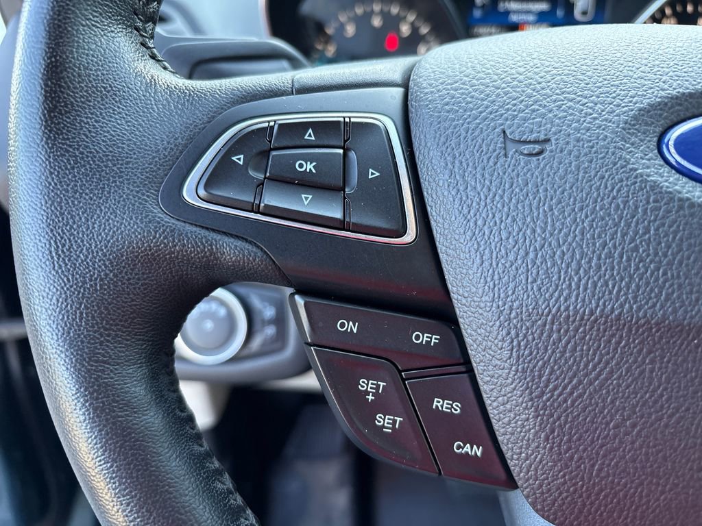 Used 2019 Ford Escape SEL AWD/4WD image 17