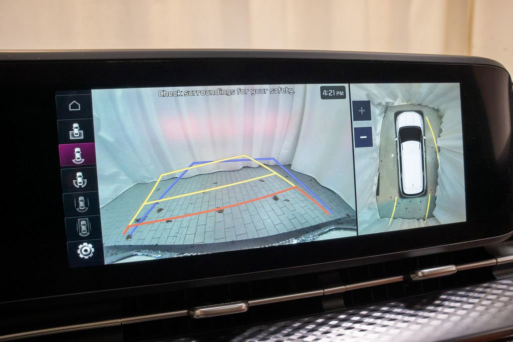 Certified 2024 Kia Carnival SX Prestige image 15