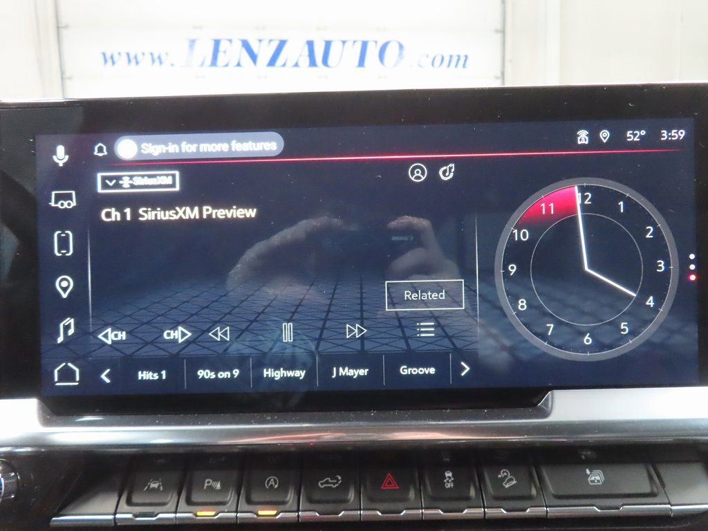 Used 2025 GMC Sierra 1500 Elevation w/ Elevation Premium Package AWD/4WD image 24