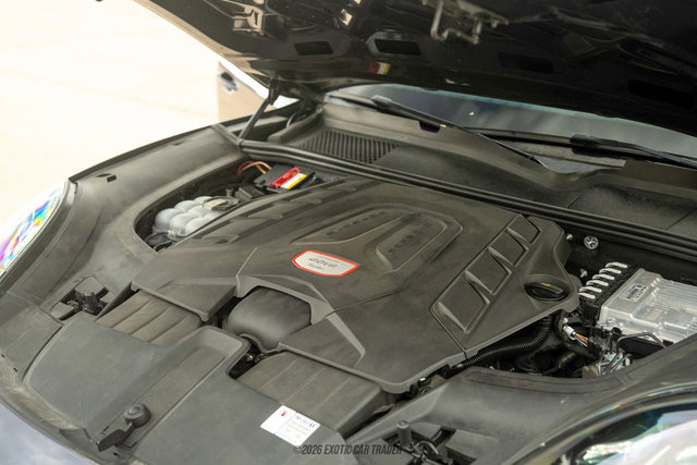 Used 2019 Porsche Cayenne Turbo image 15