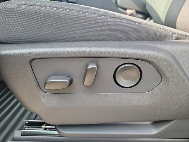 Certified 2026 Chevrolet Silverado 1500 Custom image 19