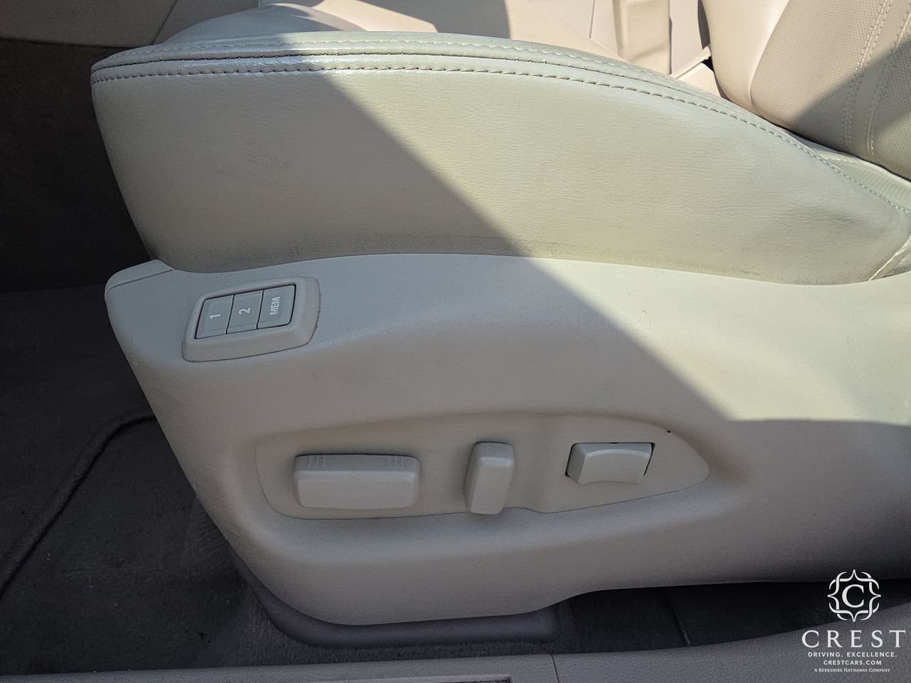 Used 2013 Cadillac SRX Performance FWD image 9