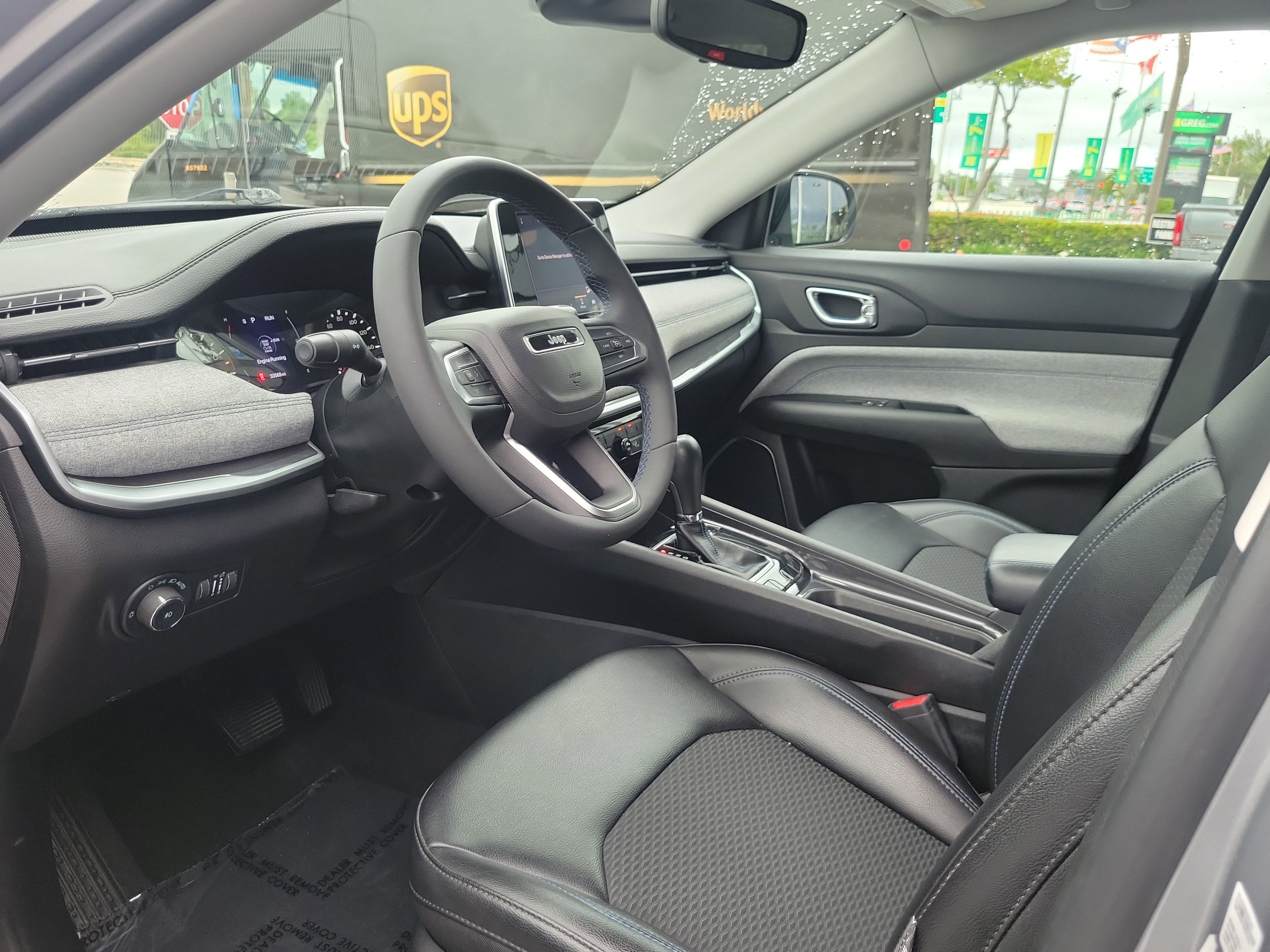 Used 2022 Jeep Compass Latitude image 9