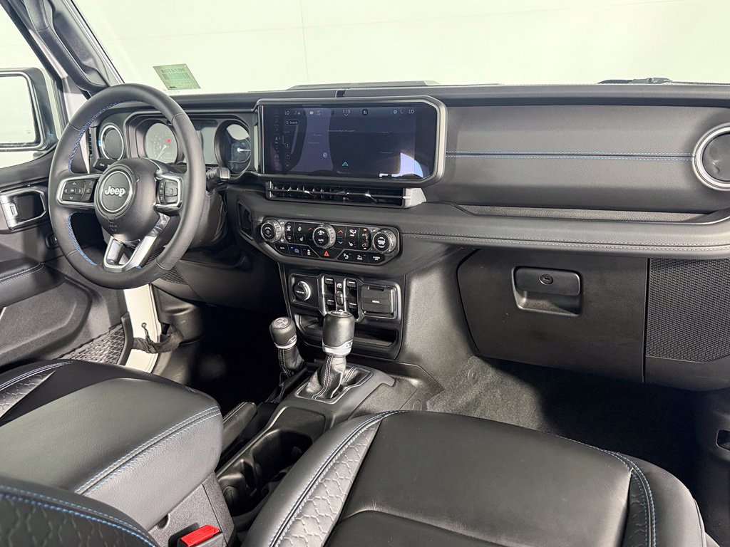 Used 2024 Jeep Wrangler High Altitude AWD/4WD image 16