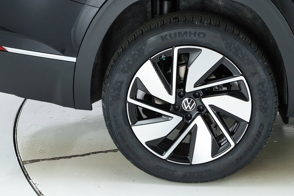 New 2026 Volkswagen Atlas SEL image 13