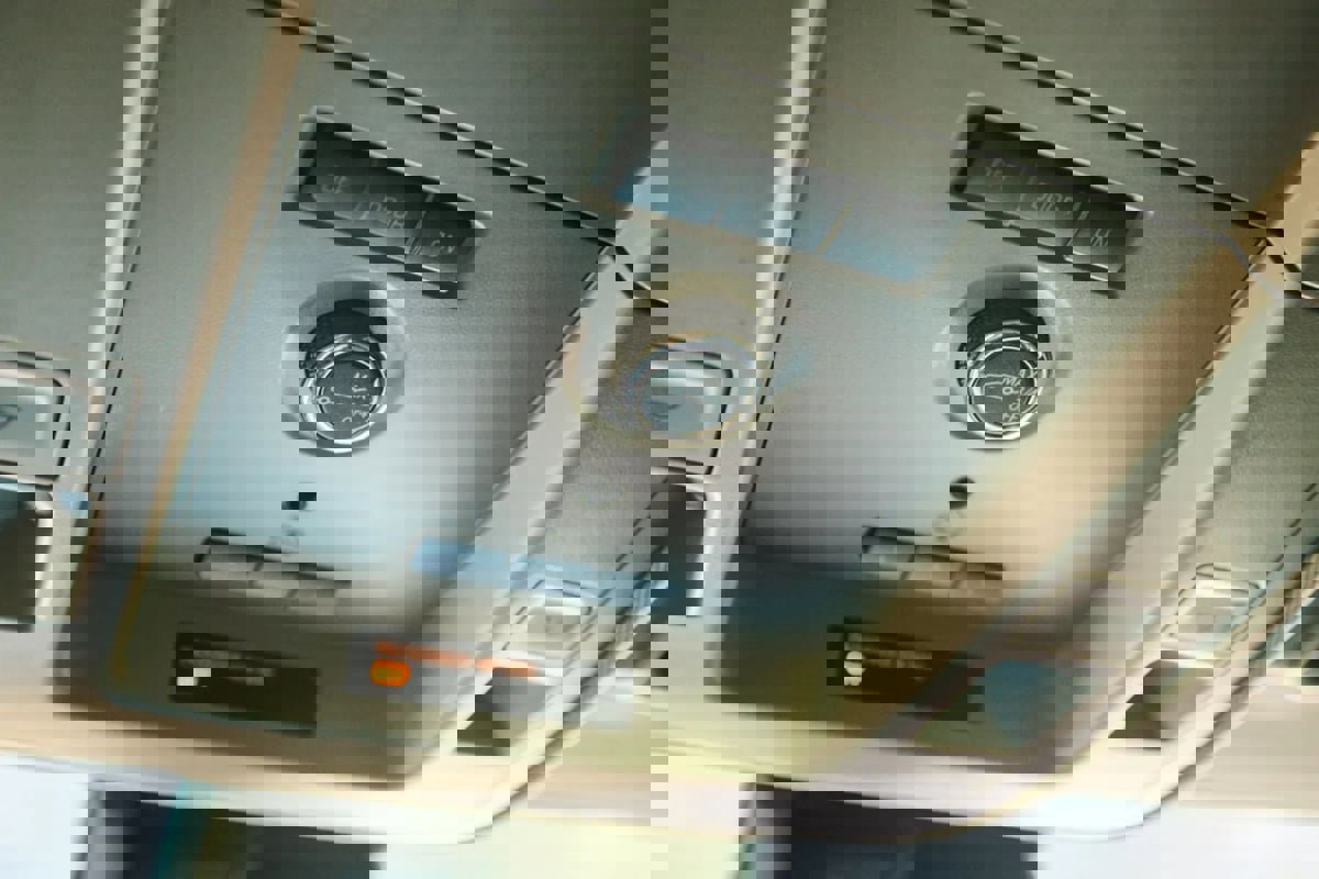 Used 2020 Chevrolet Suburban LT w/ Max Trailering Package image 22