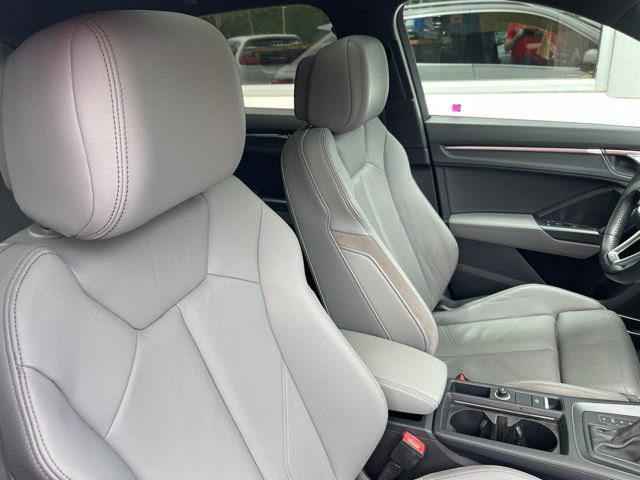 Used 2020 Audi Q3 2.0T Prestige AWD/4WD image 8
