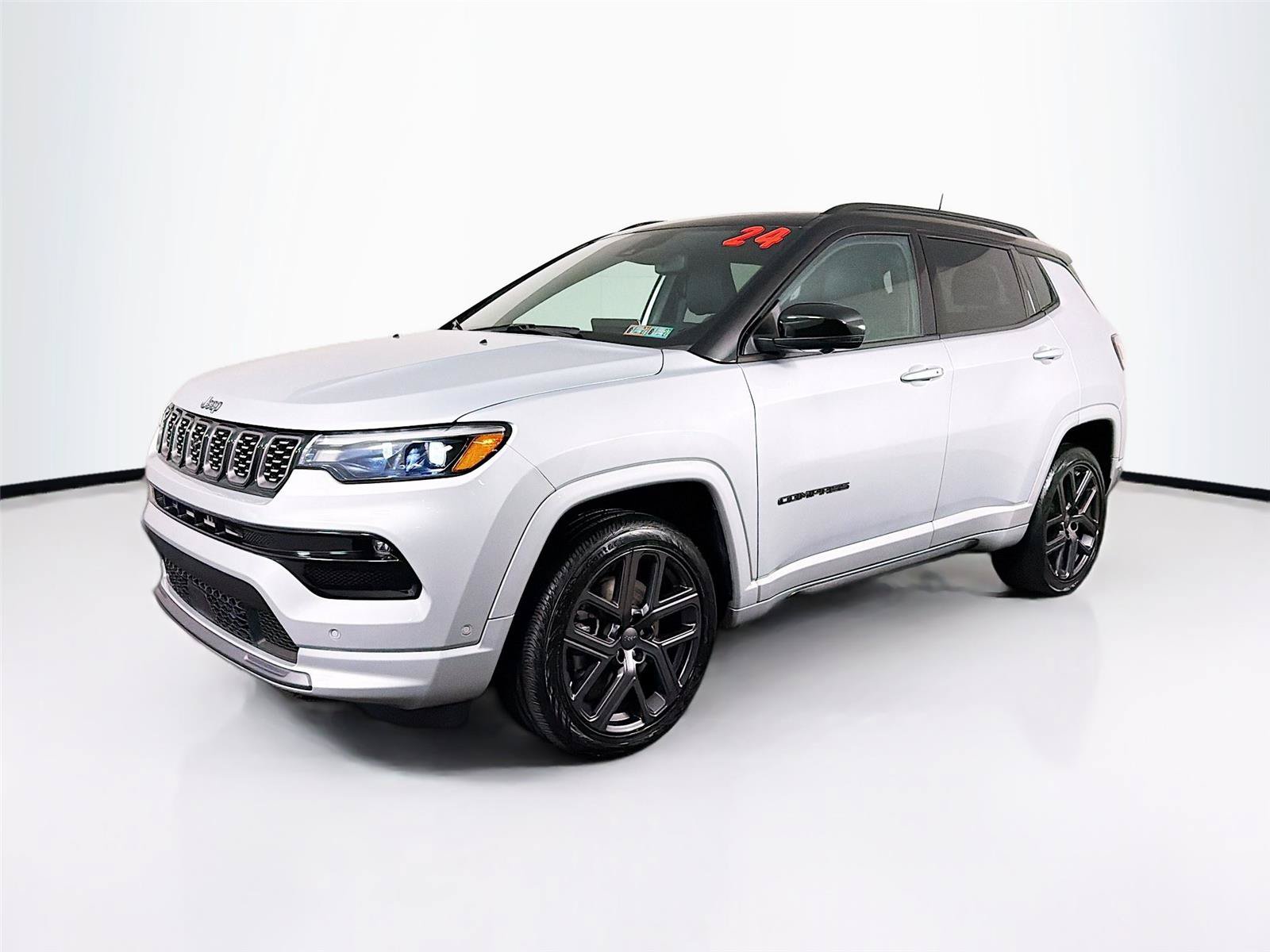 Used 2024 Jeep Compass Limited w/ Driver Assist Group I AWD/4WD image 7