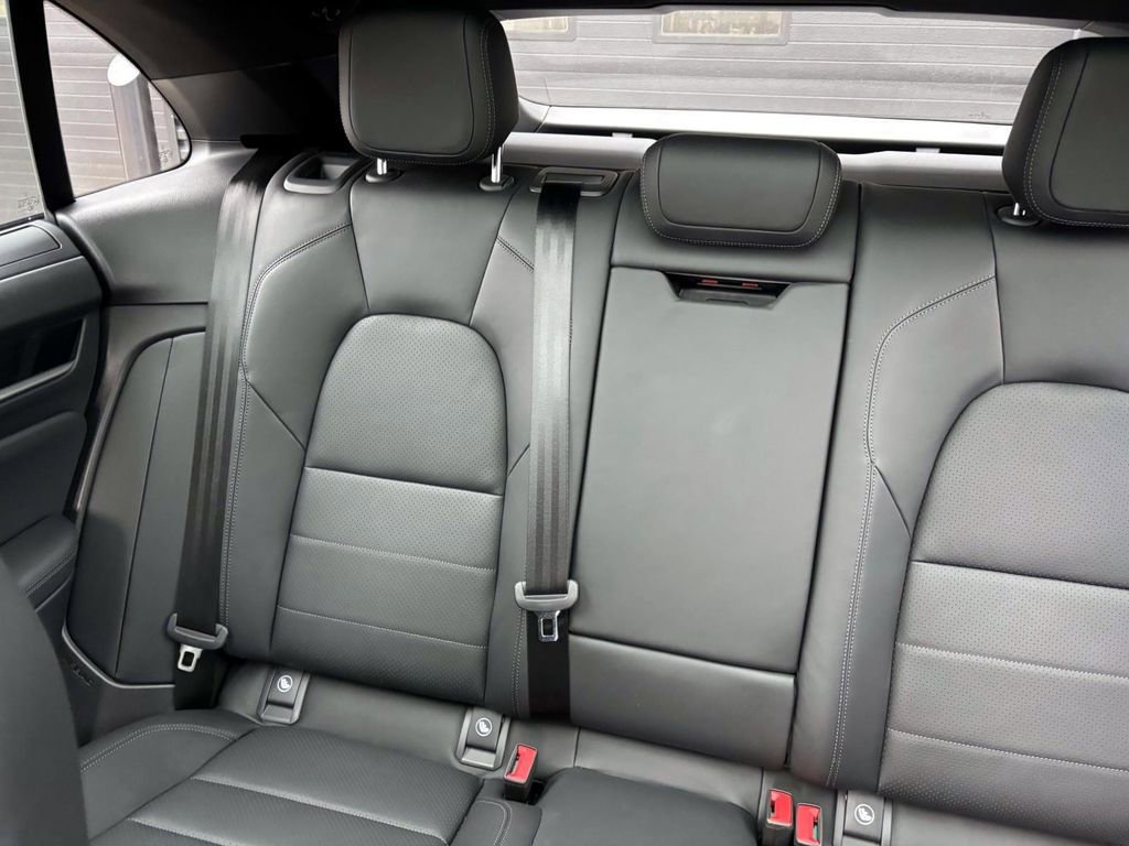 Used 2024 Porsche Macan 4 Electric image 38