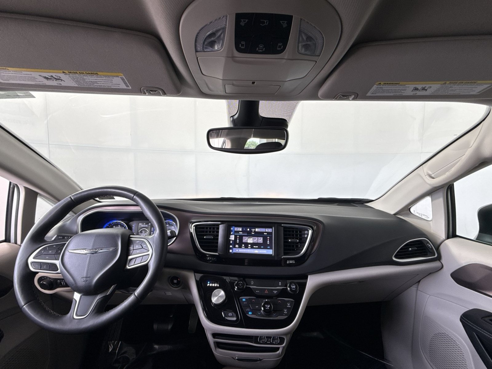 Used 2024 Chrysler Voyager LX FWD image 22
