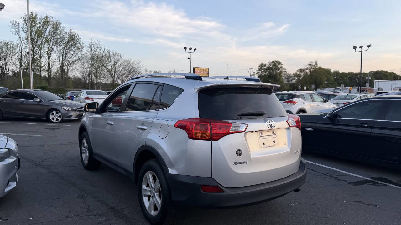 Used 2013 Toyota RAV4 XLE image 12