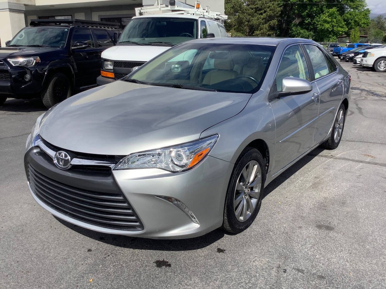 Used 2017 Toyota Camry XLE FWD image 21