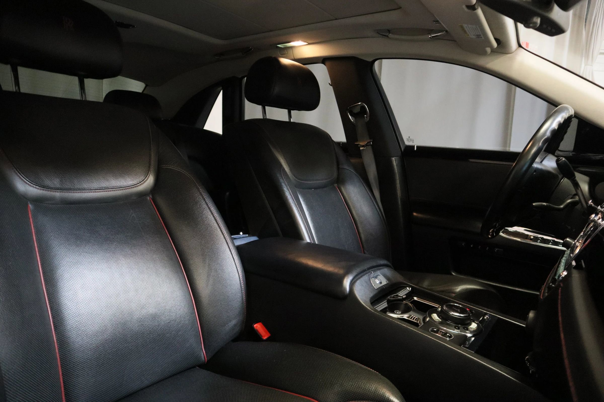 Used 2016 Rolls-Royce Ghost image 20