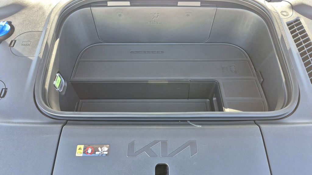 New 2026 Kia EV9 Land image 18