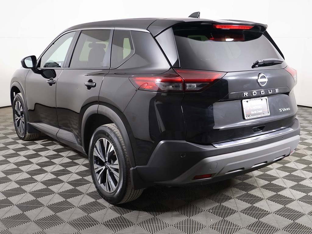 Used 2023 Nissan Rogue SV image 7