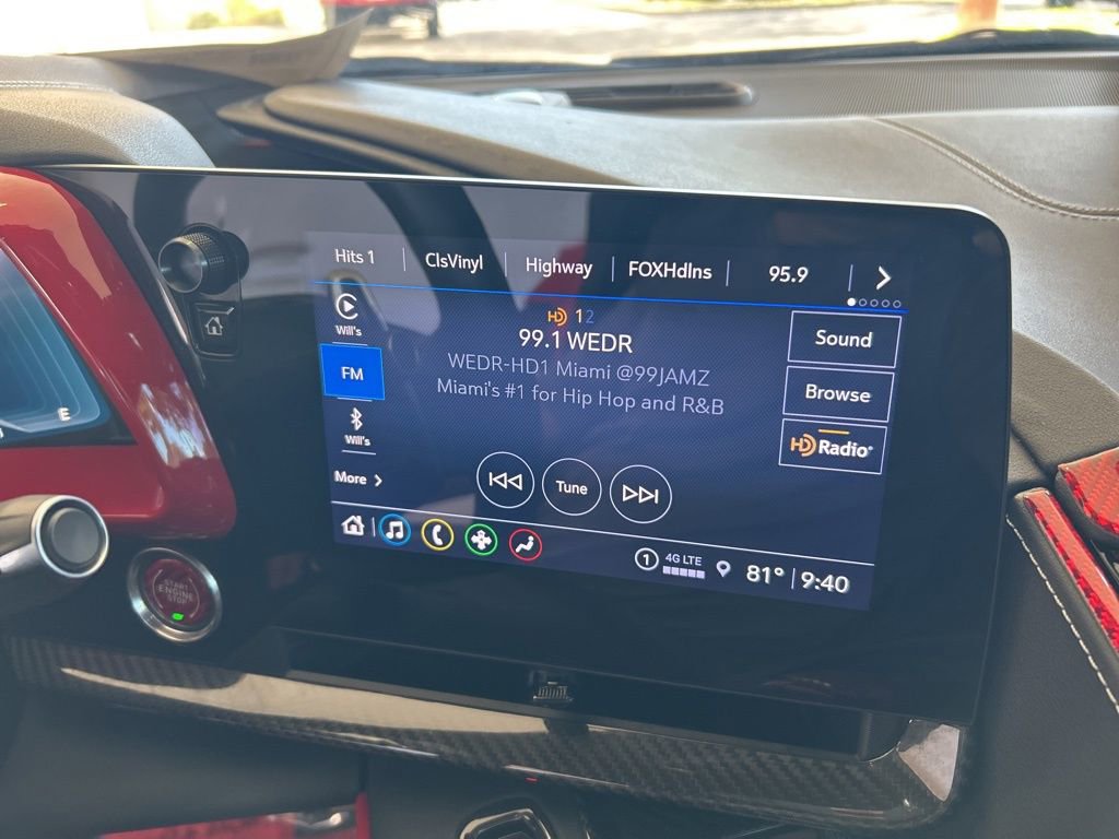 Used 2023 Chevrolet Corvette Stingray Convertible w/ Z51 Performance Package image 11