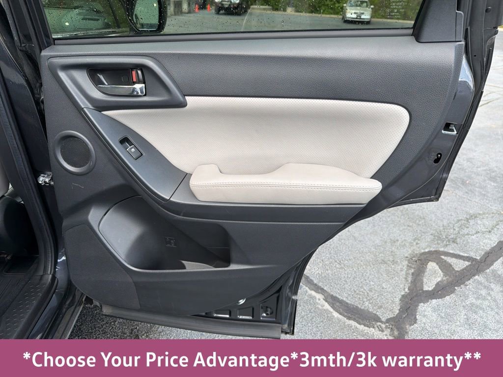 Used 2017 Subaru Forester 2.5i Limited image 15