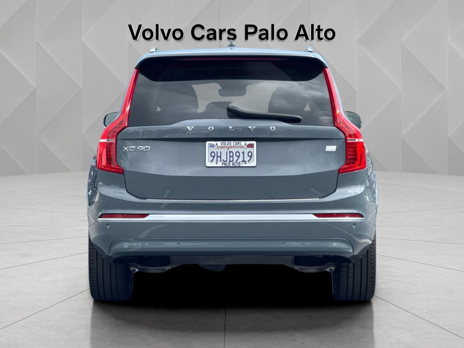 Certified 2023 Volvo XC90 T8 Ultimate w/ Lounge Package AWD/4WD image 11