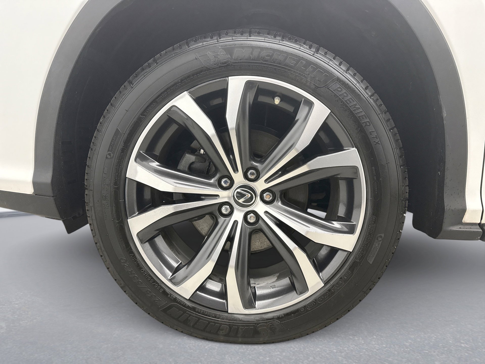 Used 2018 Lexus RX 350L AWD image 26
